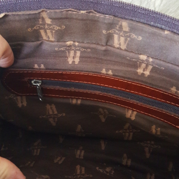 Hand tooled leather purse - Picture 6 of 8